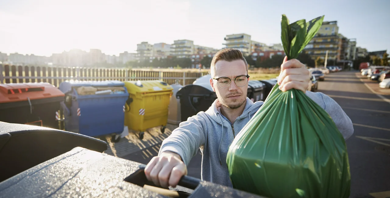 Green Living: Mastering Sustainability and Recycling Habits in Czech Homes