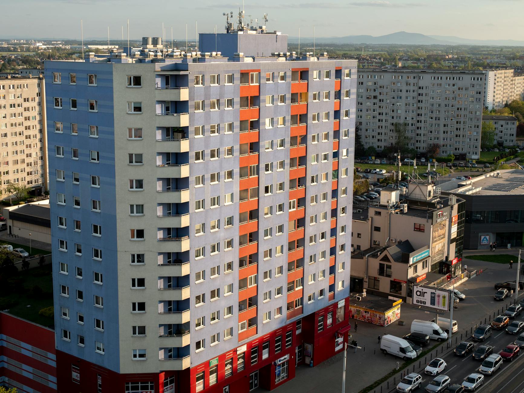 Kolik stojí úklid bytu v Praze? Kompletní průvodce cenami a službami